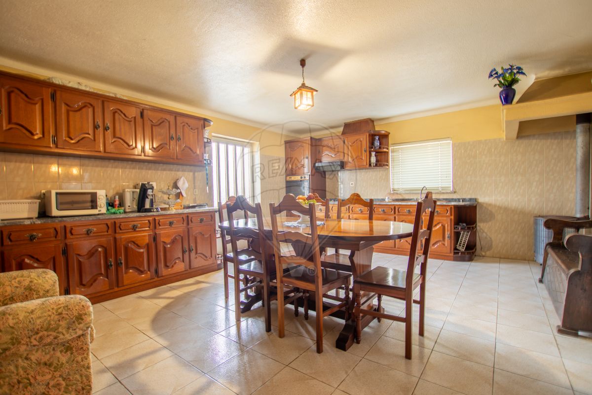 listing 126061055-55 picture-0