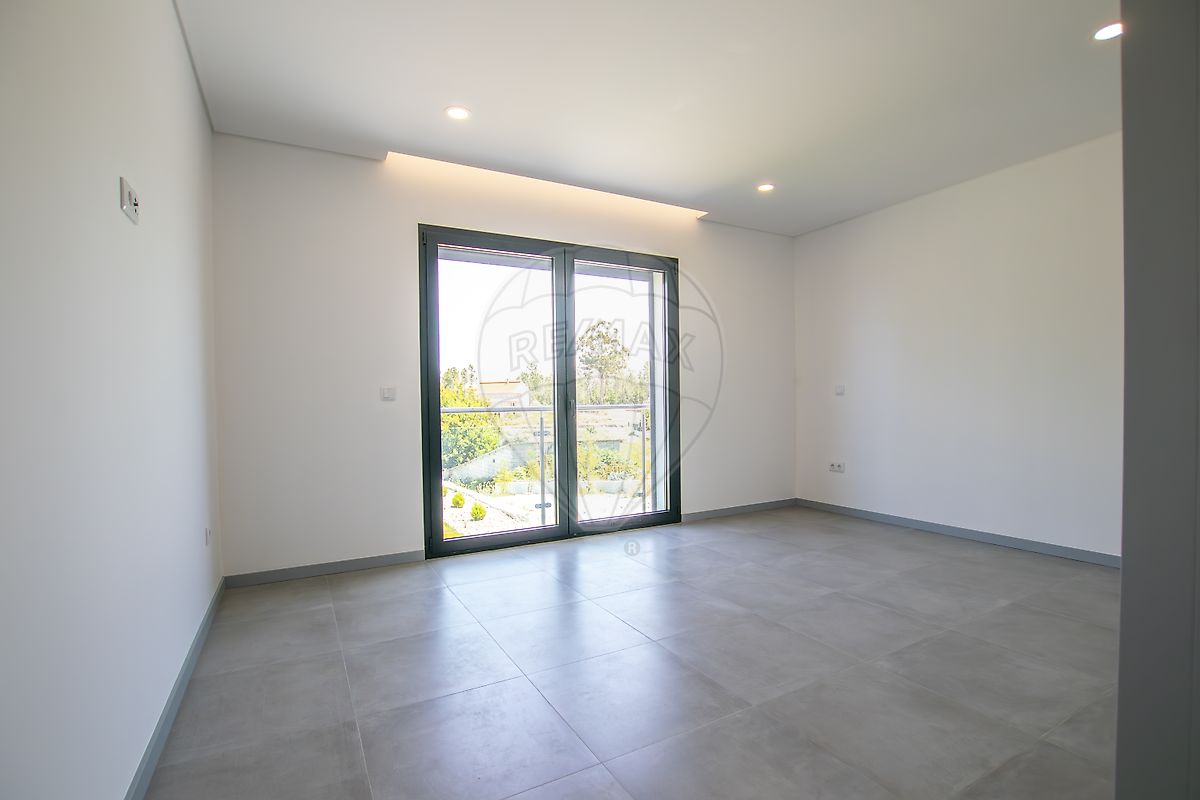 listing 126061001-276 picture-0