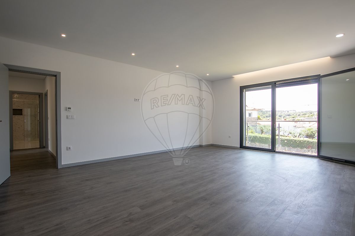 listing 126061001-276 picture-0