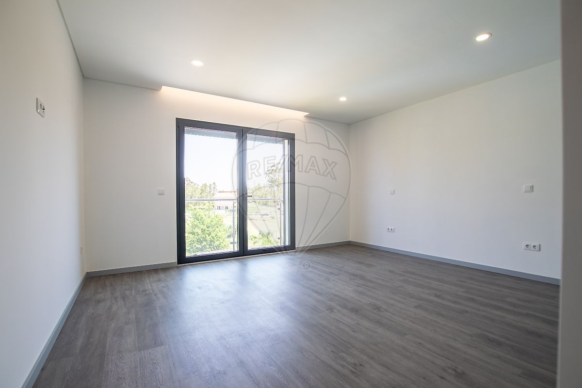 listing 126061001-276 picture-0