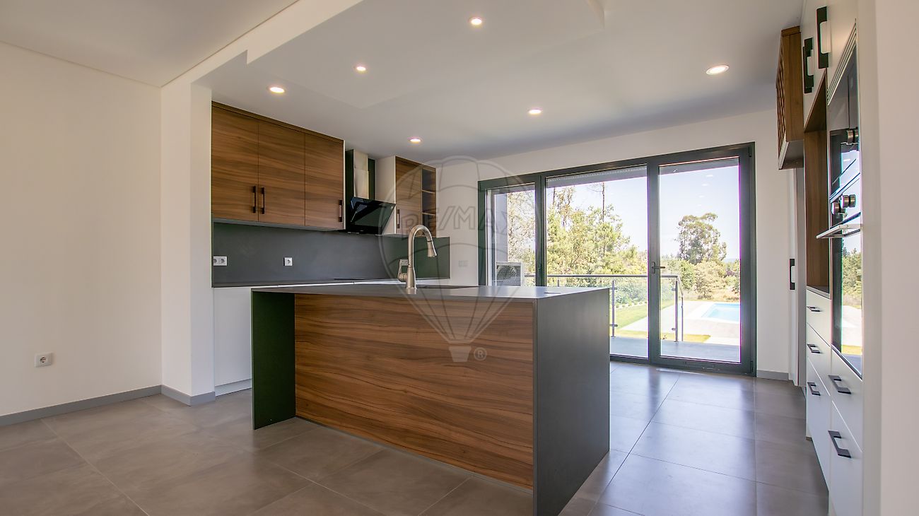 listing 126061001-276 picture-0