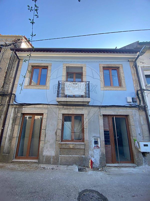Prédio T3 à venda em Viseu