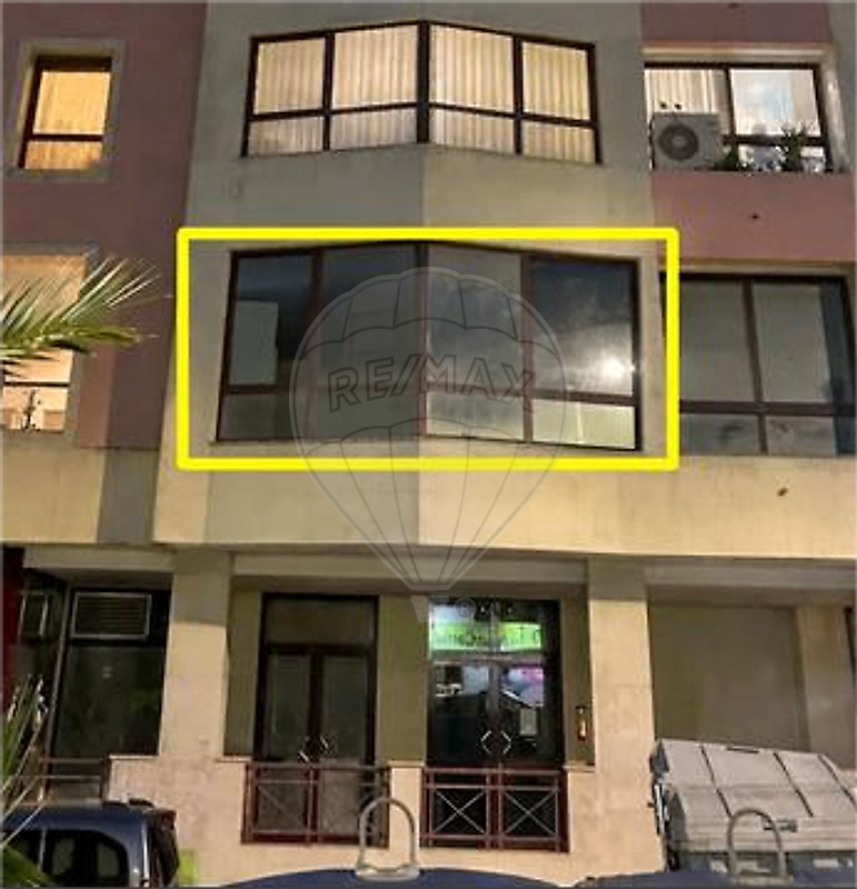 Apartamento T1 à venda em Sintra