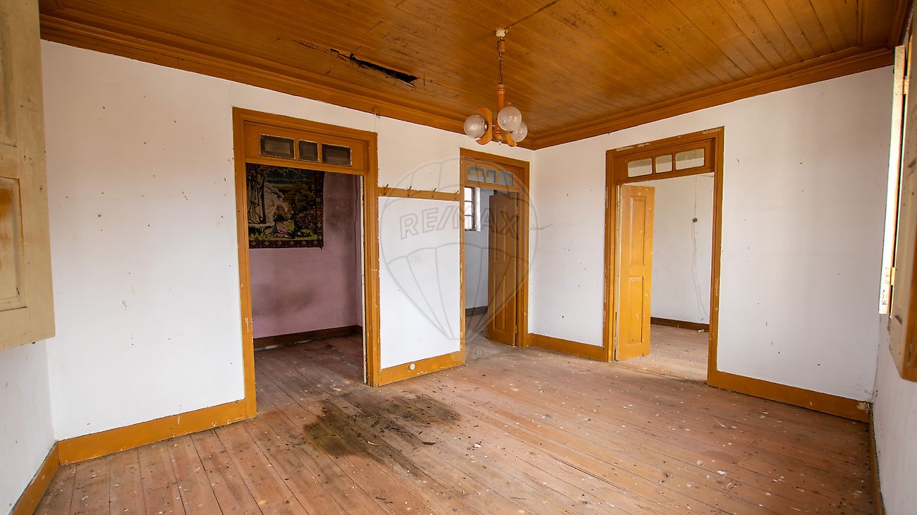 Moradia T4 à venda em Queirã, Vouzela — foto 6
