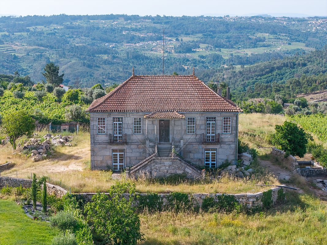 Palacete - Santar e Moreira, Nelas, Viseu