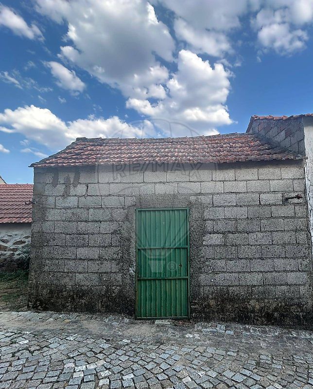Moradia T0 à venda em Mioma, Sátão — foto 9