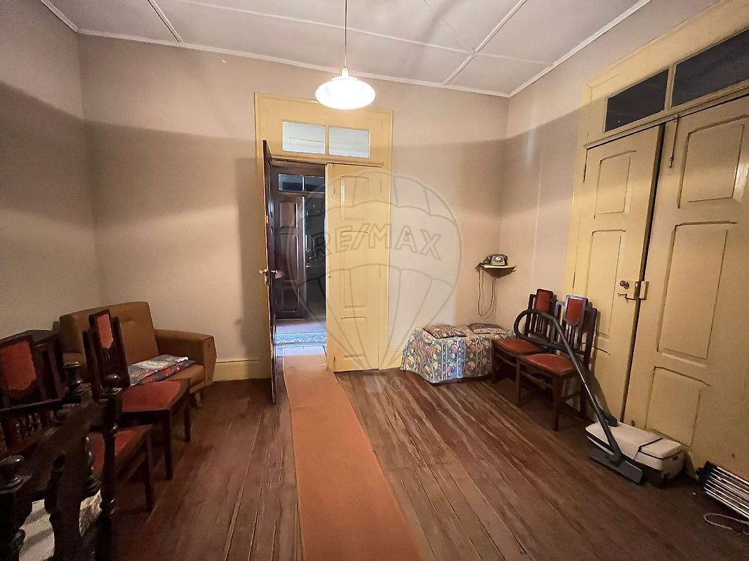 listing 126071023-150 picture-0