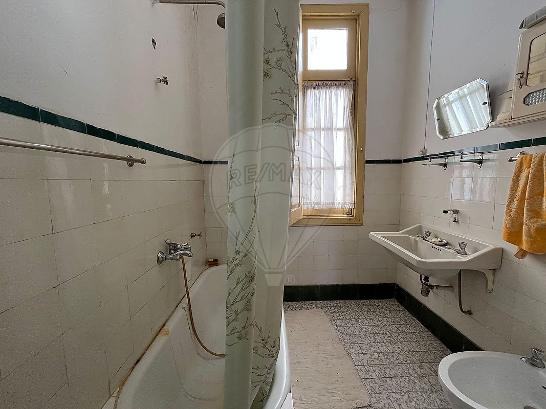 listing 126071023-150 picture-0