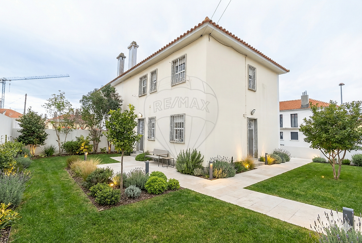 Moradia T4 à venda em Lisboa