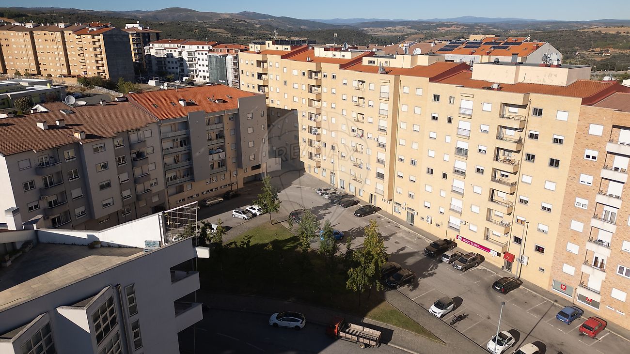 Apartamento T1 à venda em Sé, Santa Maria e Meixedo, Bragança — foto 11