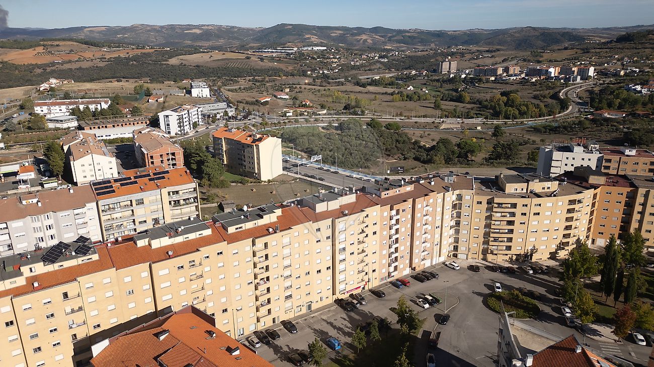 Apartamento T1 à venda em Sé, Santa Maria e Meixedo, Bragança — foto 13