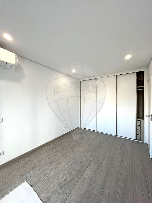 listing 126091051-23 picture-0