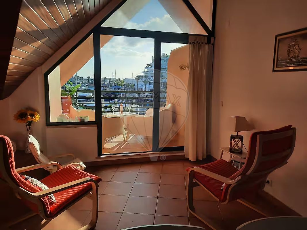 Apartamento T1 para arrendar em Loulé