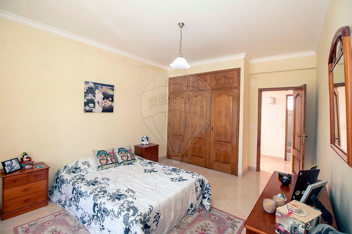 listing 126101048-14 picture-0