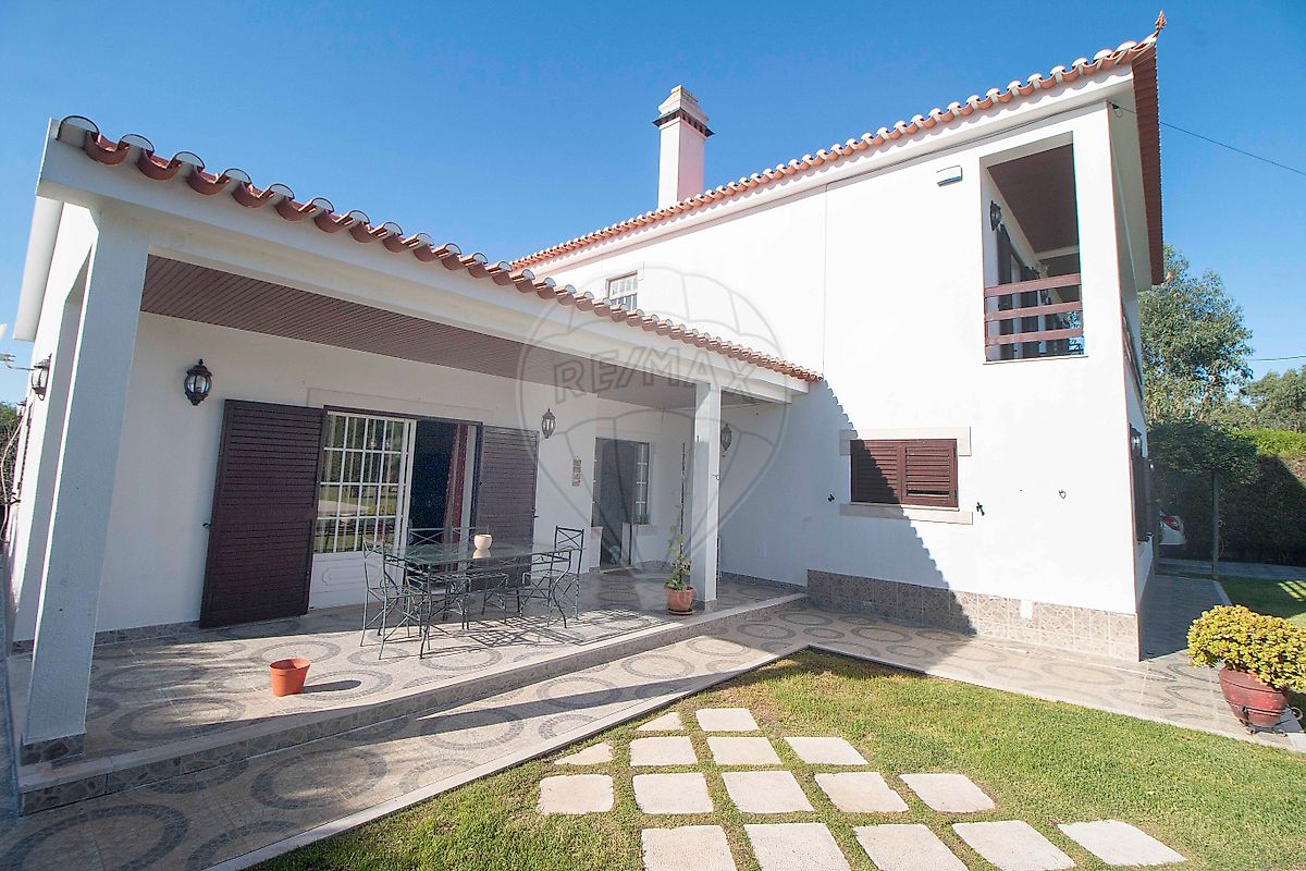 listing 126101048-14 picture-0