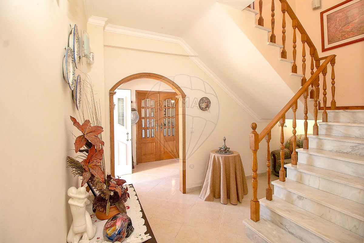 listing 126101048-14 picture-0