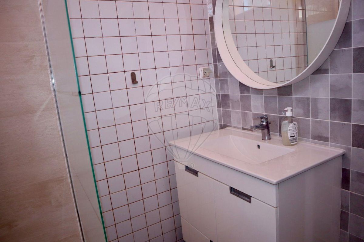 listing 126101007-38 picture-0