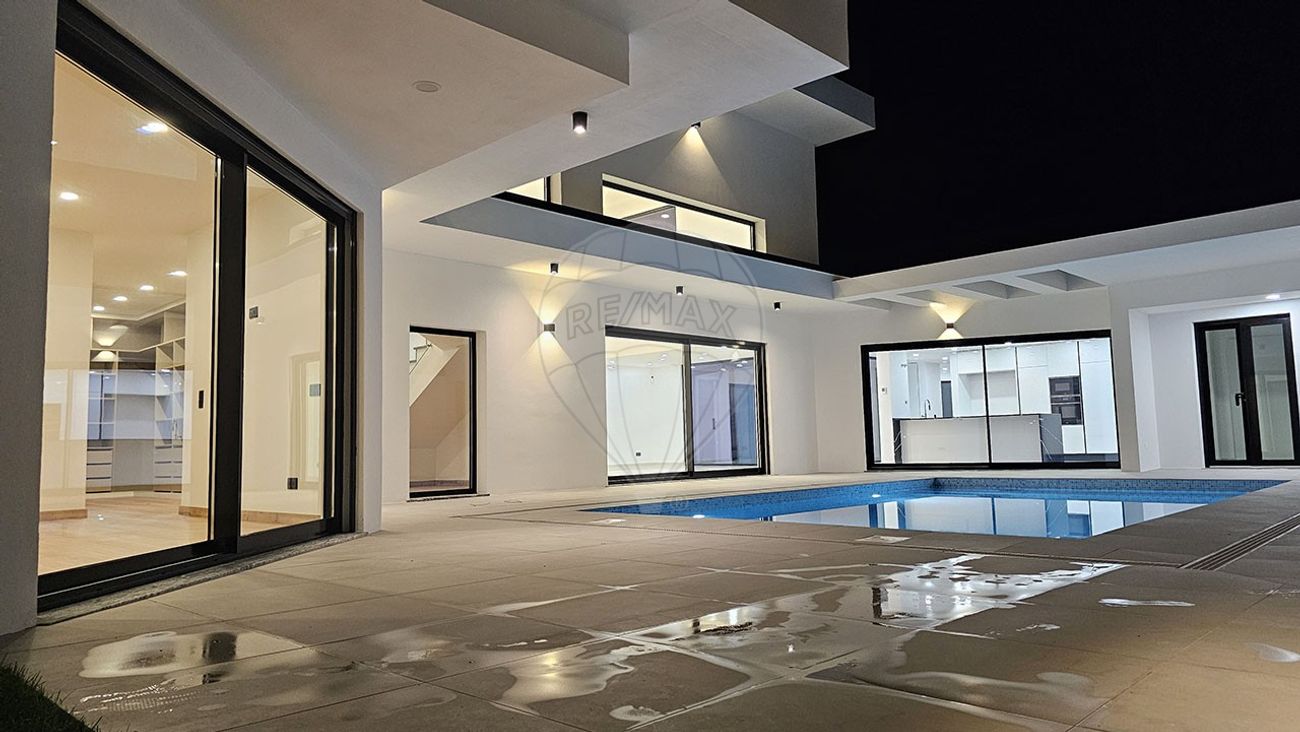 listing 126101007-42 picture-0