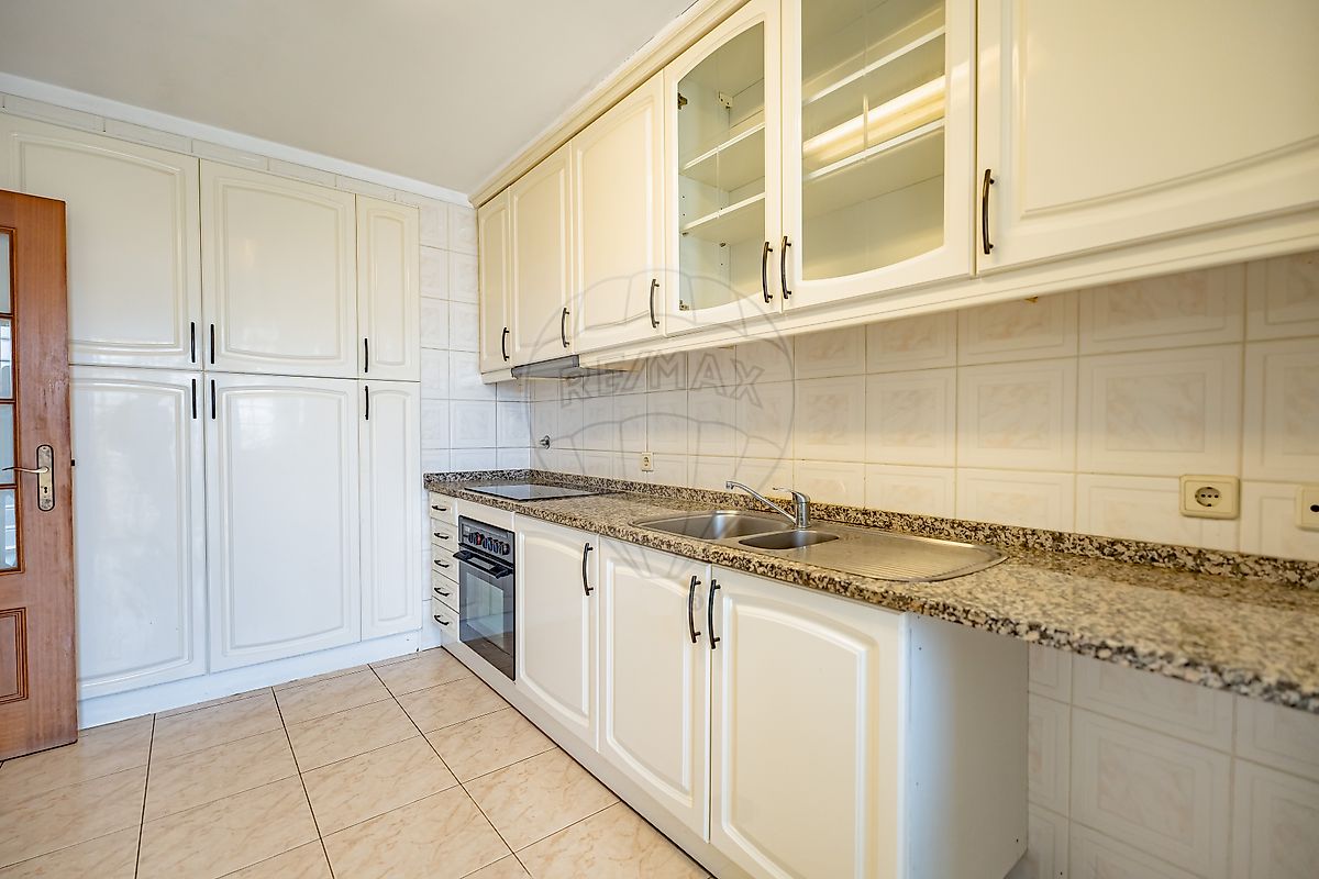 listing 126111035-28 picture-0