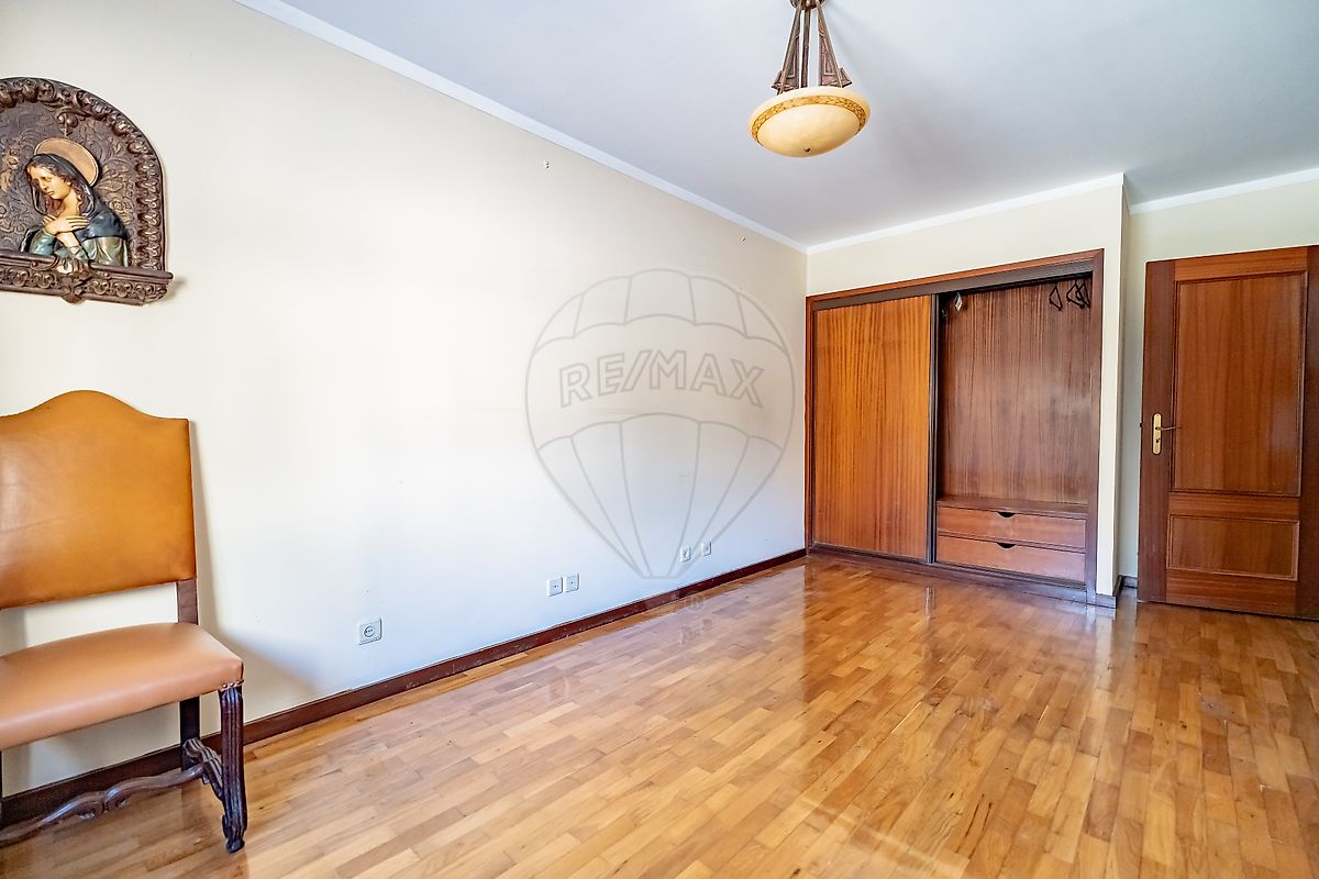 listing 126111035-28 picture-0