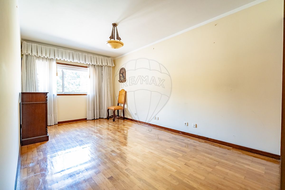 listing 126111035-28 picture-0