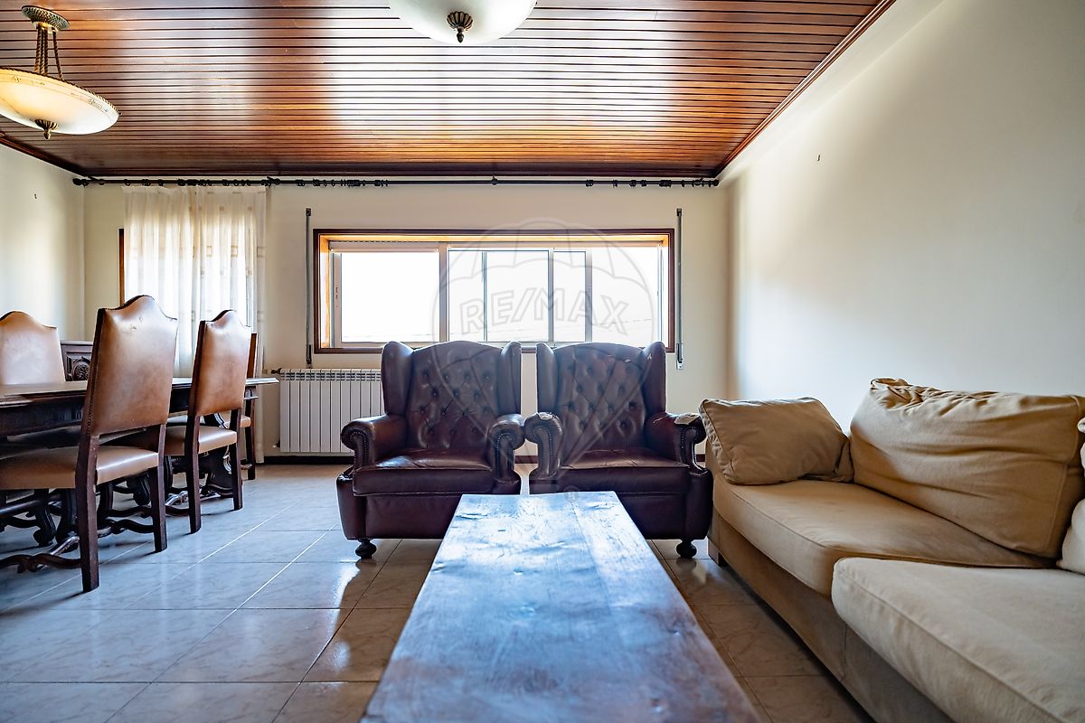 listing 126111035-28 picture-0