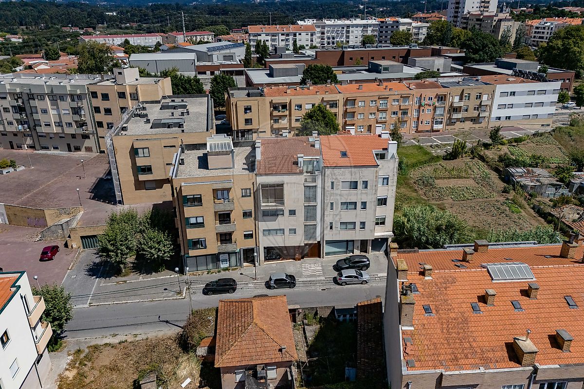 listing 126111035-28 picture-0