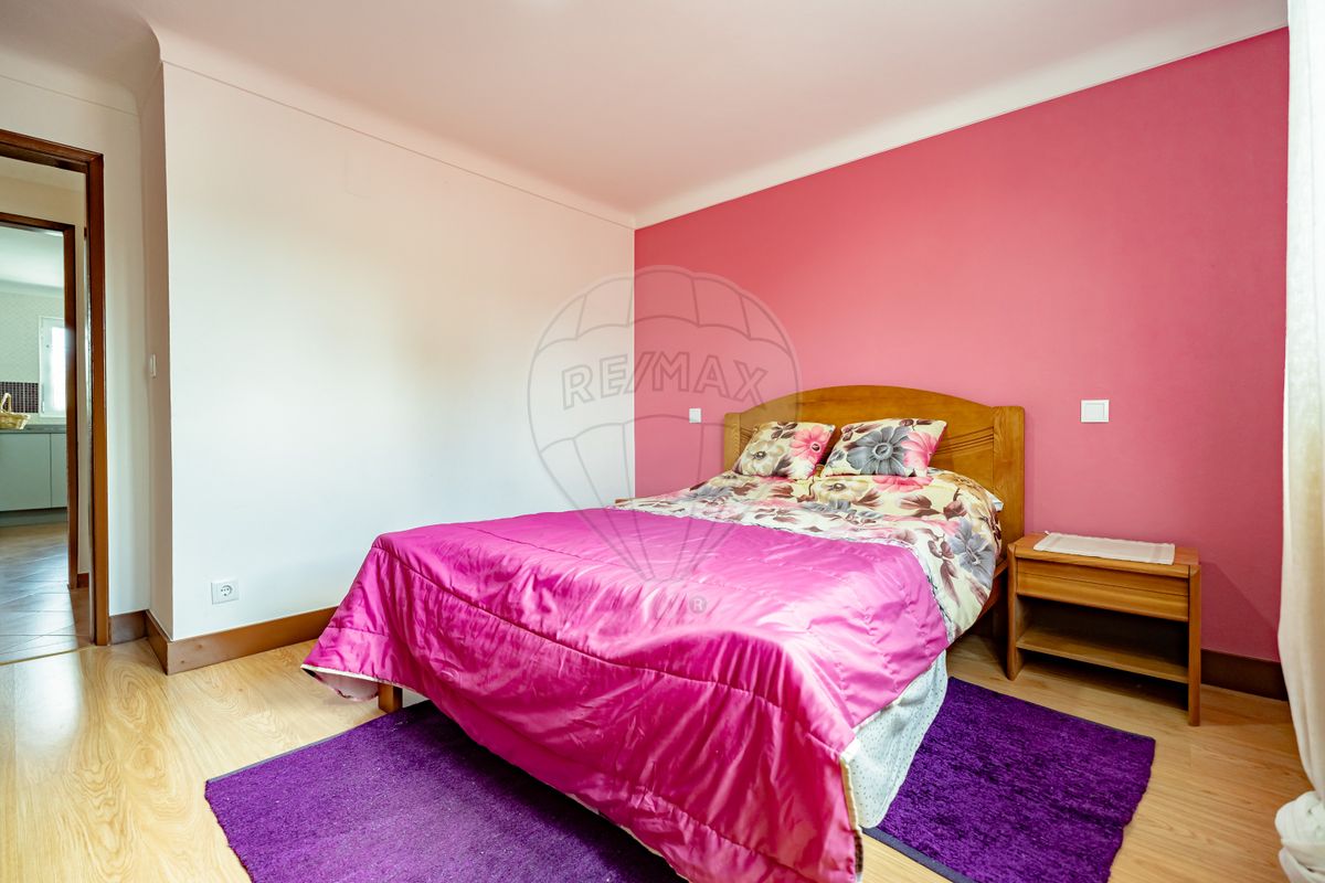 listing 126111027-33 picture-0