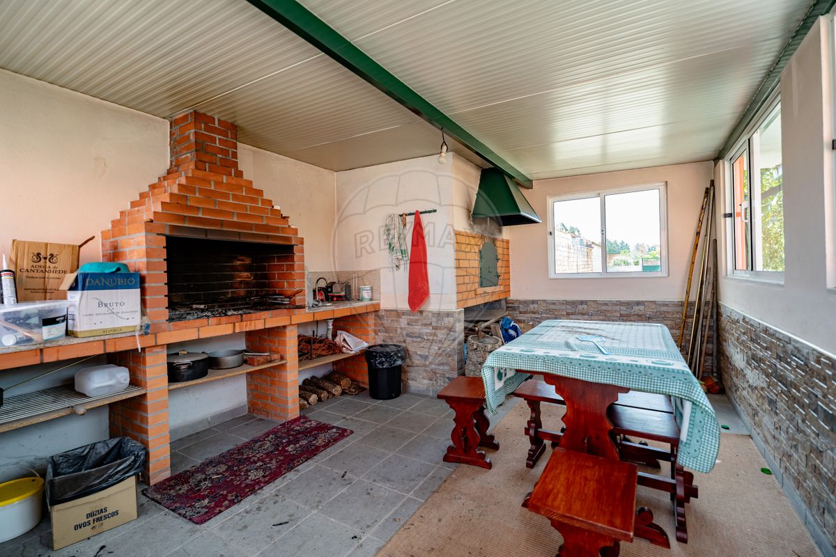listing 126111027-33 picture-0