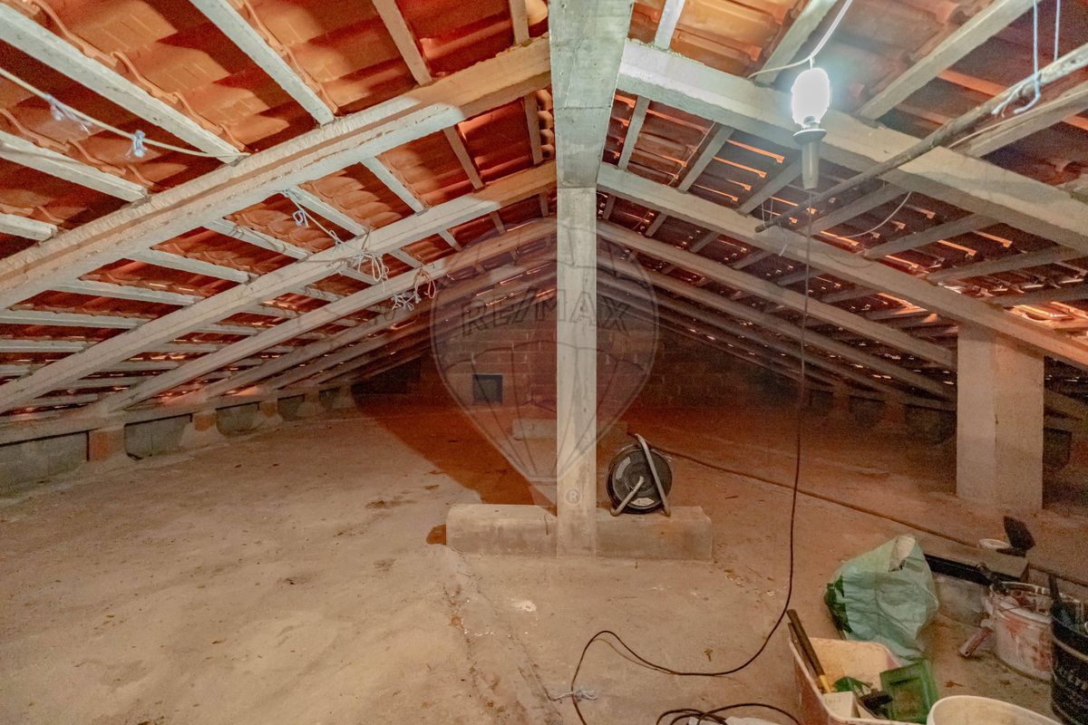 listing 126111027-33 picture-0