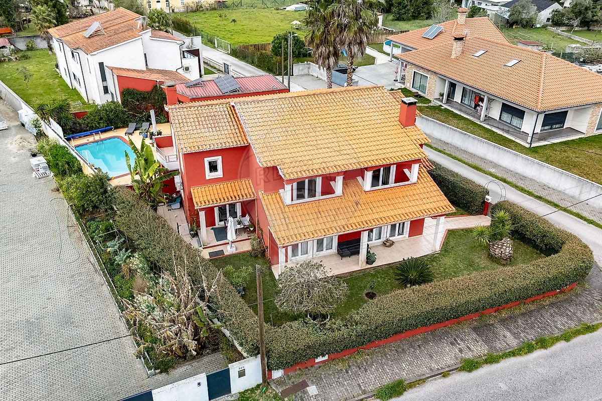 Moradia T5 à venda em Mira