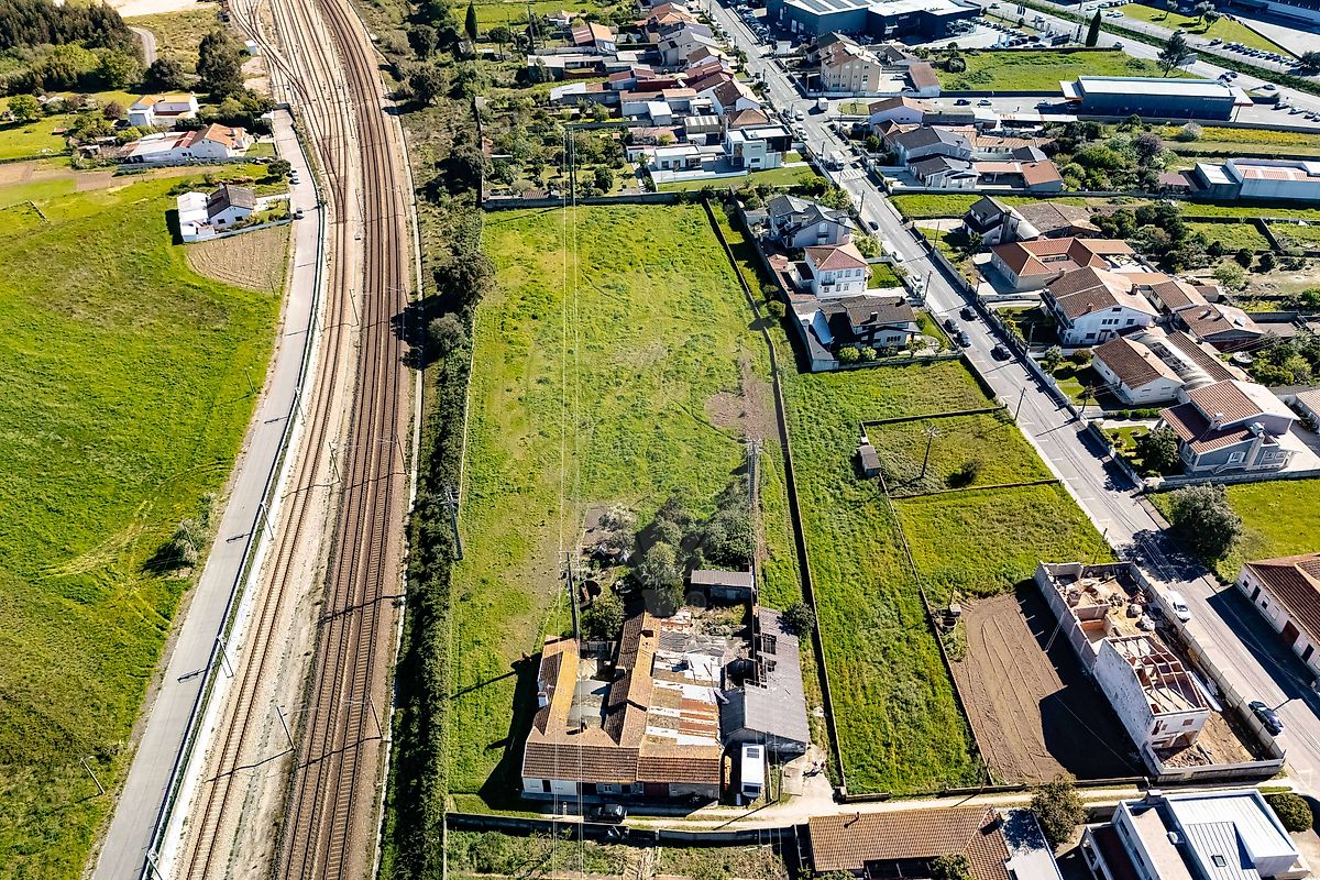 Terreno à venda em Aveiro