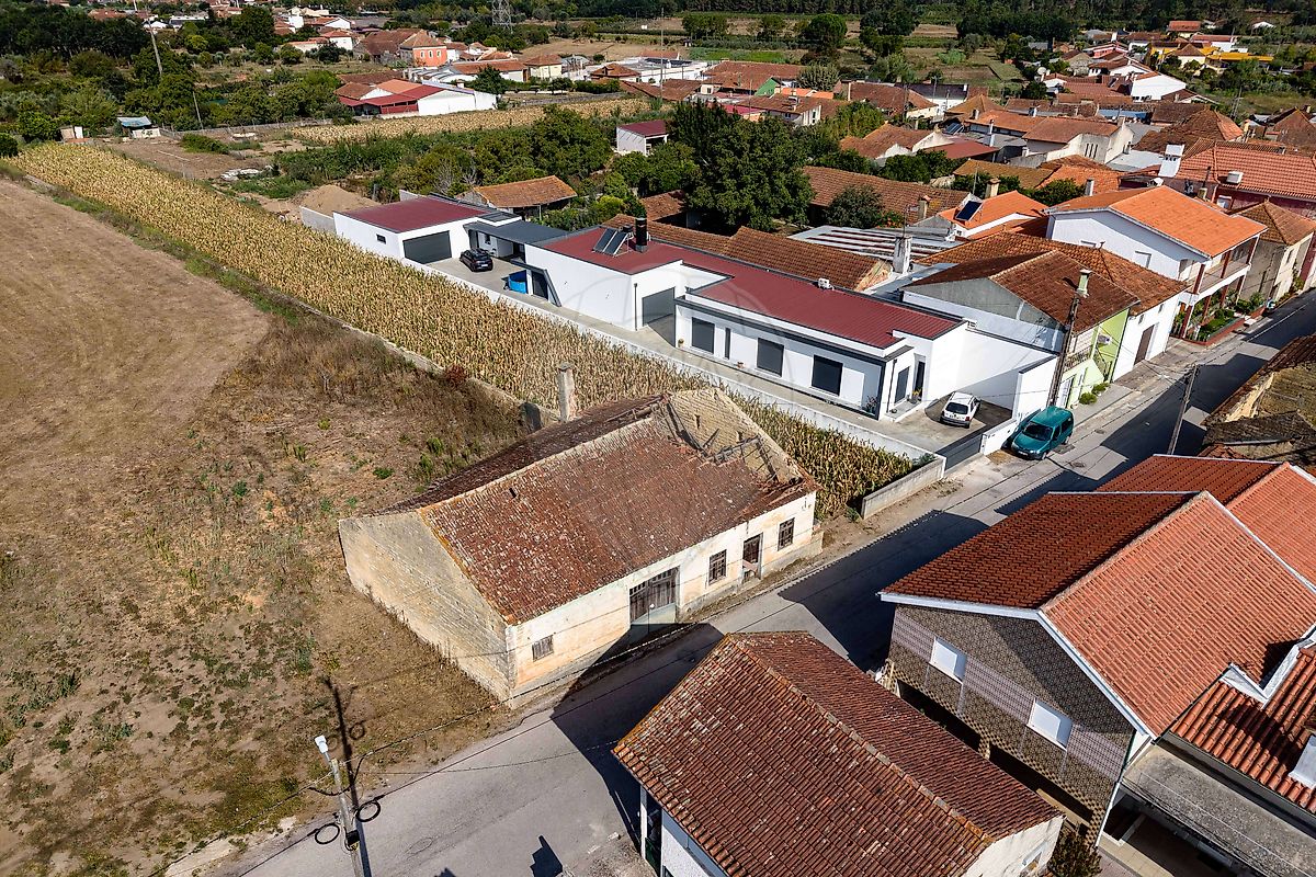 Apartamento T2 à venda em Anadia