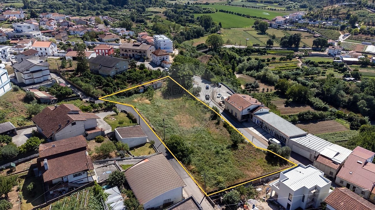 Terreno  à venda em Coimbra