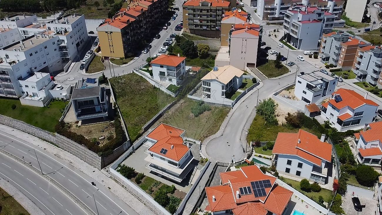 Land for sale in Figueira da Foz, Portugal — €120,000