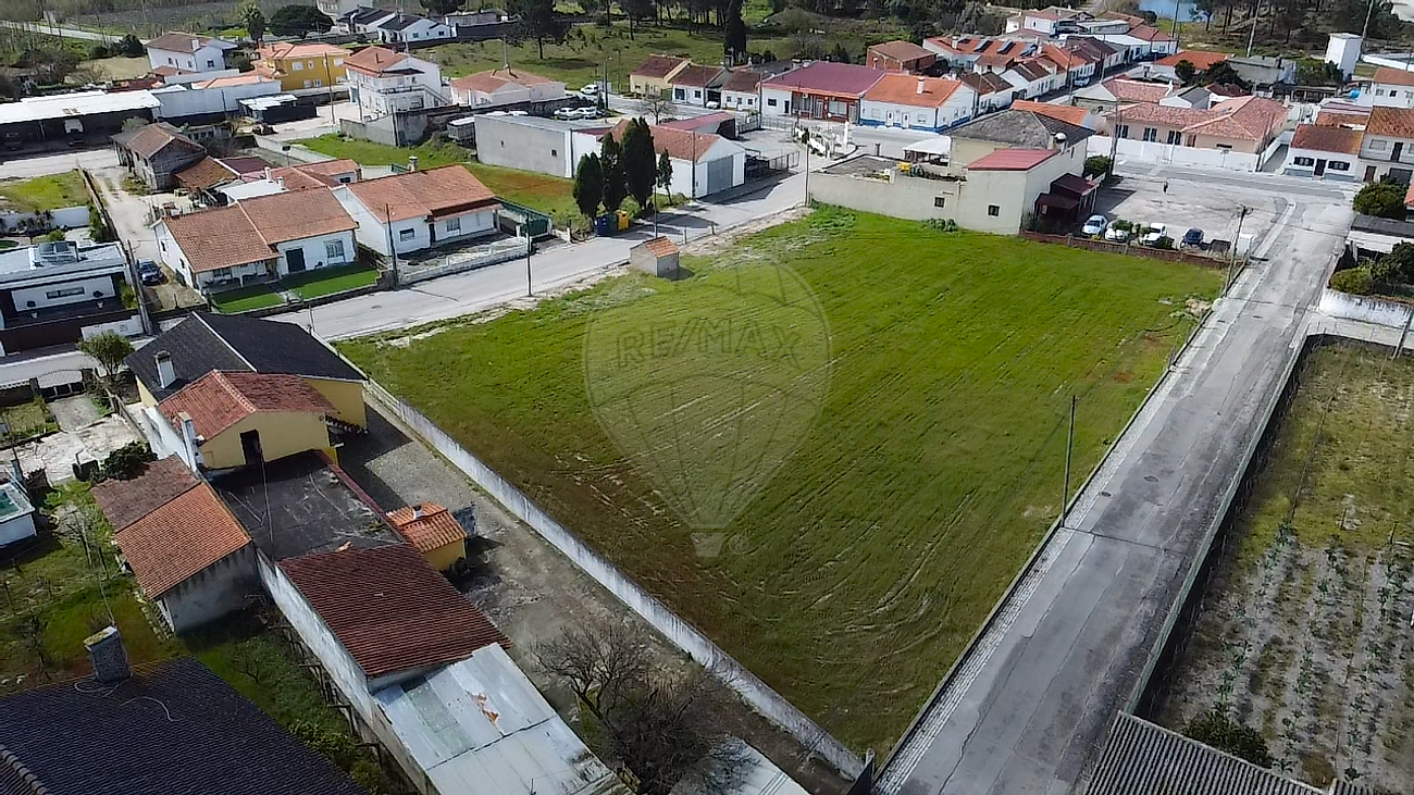Land for sale in Alcobaça, Portugal — €330,000