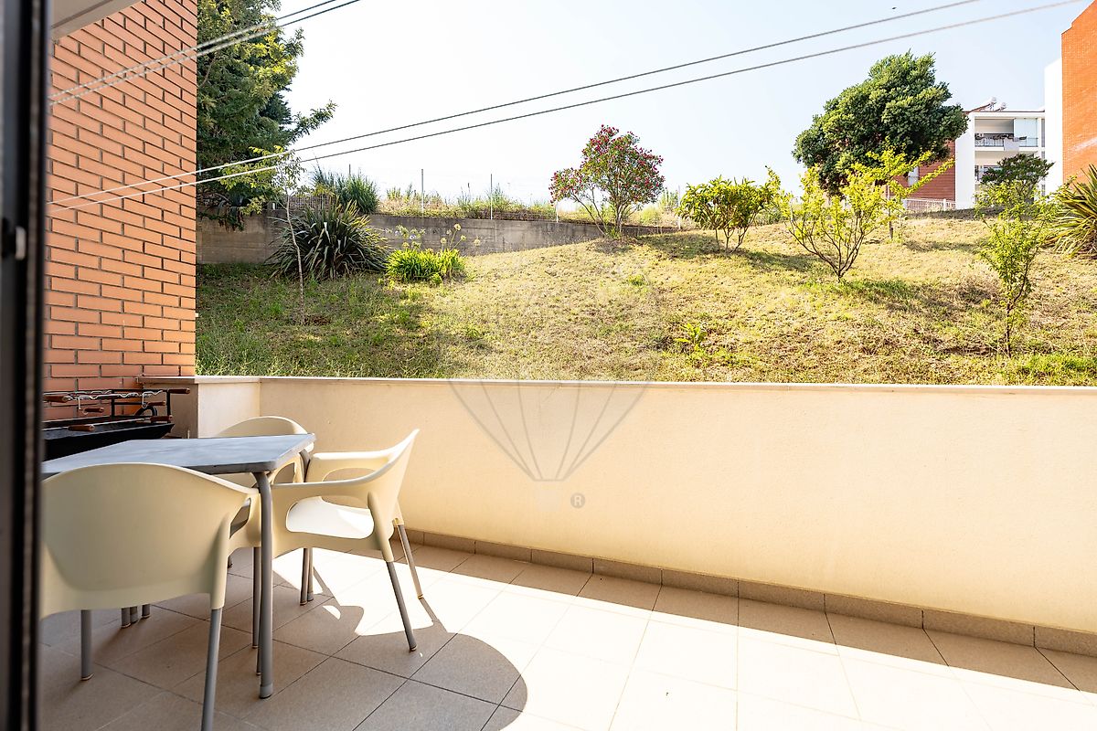 listing 126131092-14 picture-0