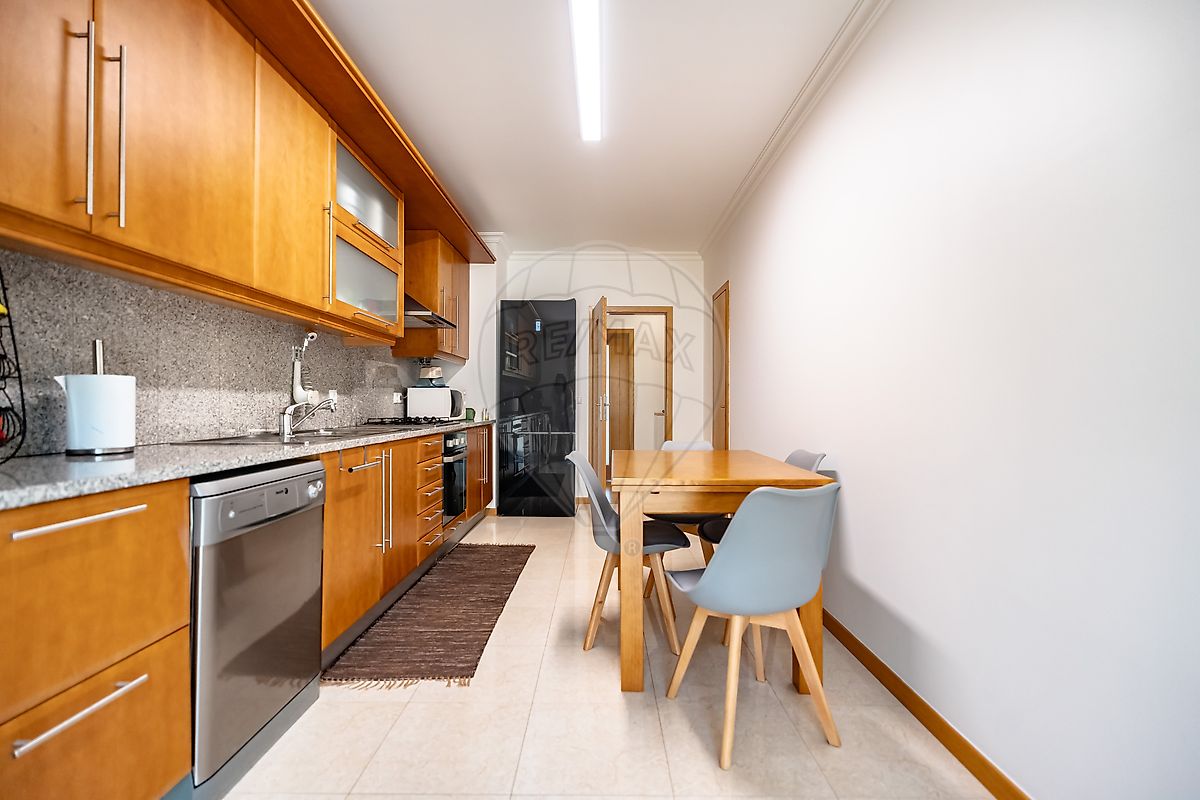 listing 126131092-14 picture-0