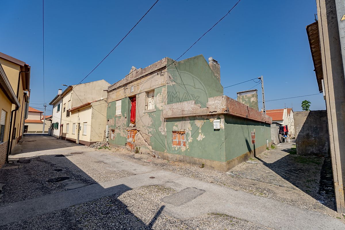 Moradia T2 para venda