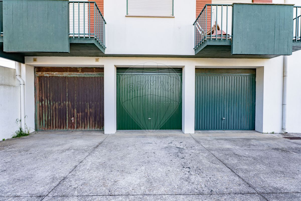 listing 126131049-36 picture-0