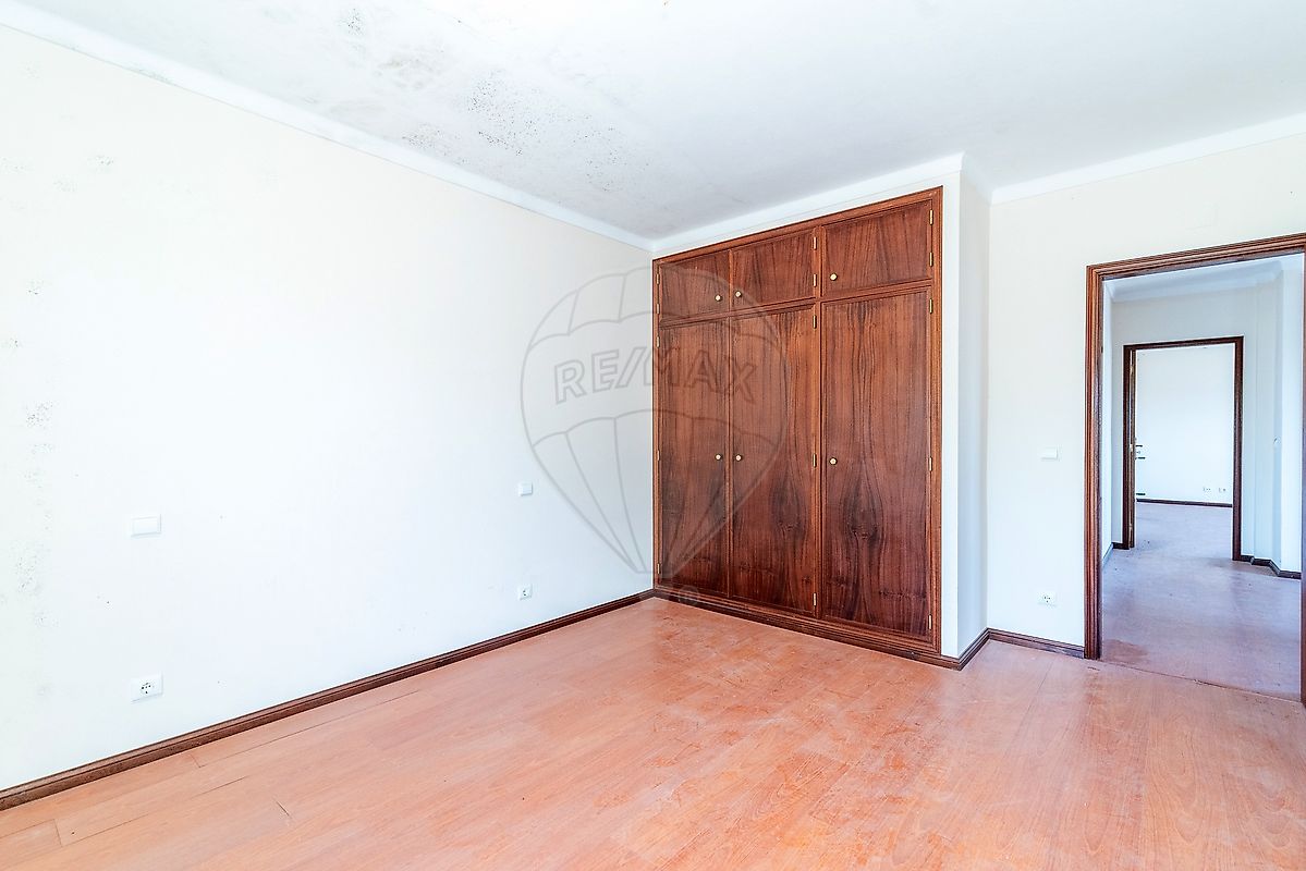 Land for sale in Figueira da Foz, Portugal — €290,000