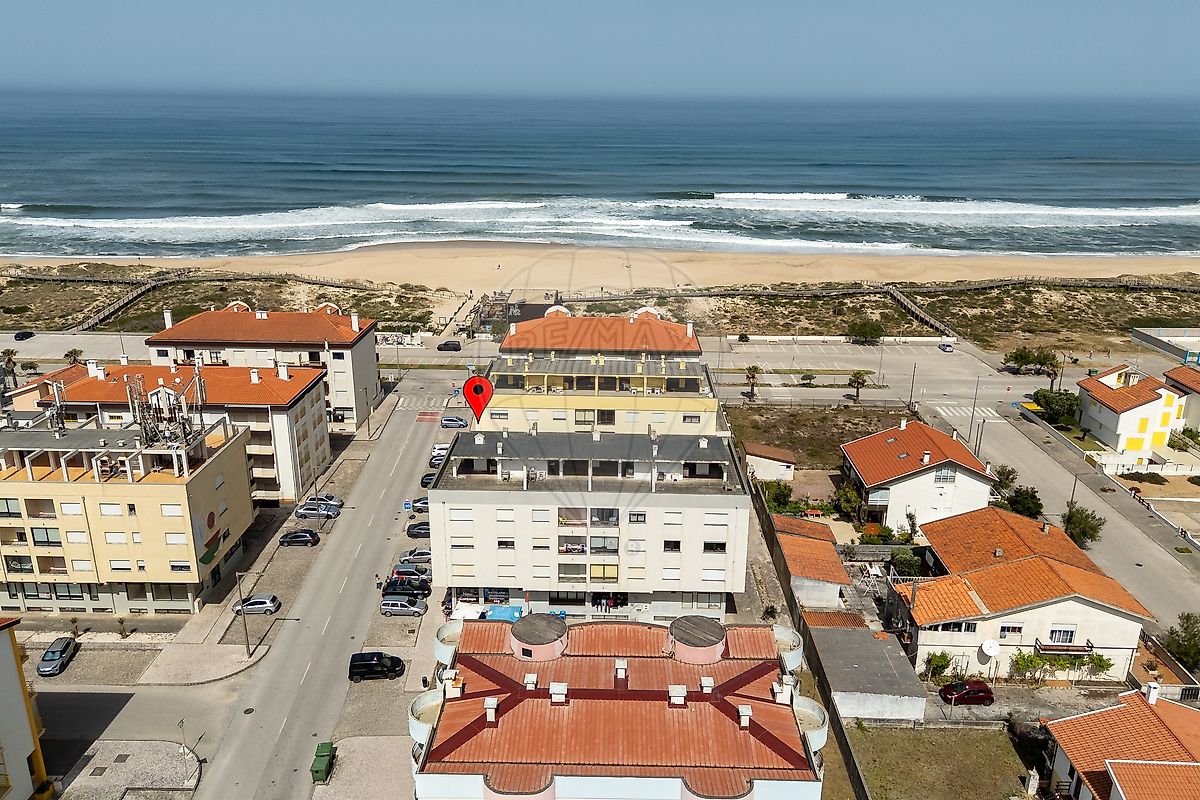 Arrecadação à venda em Figueira da Foz