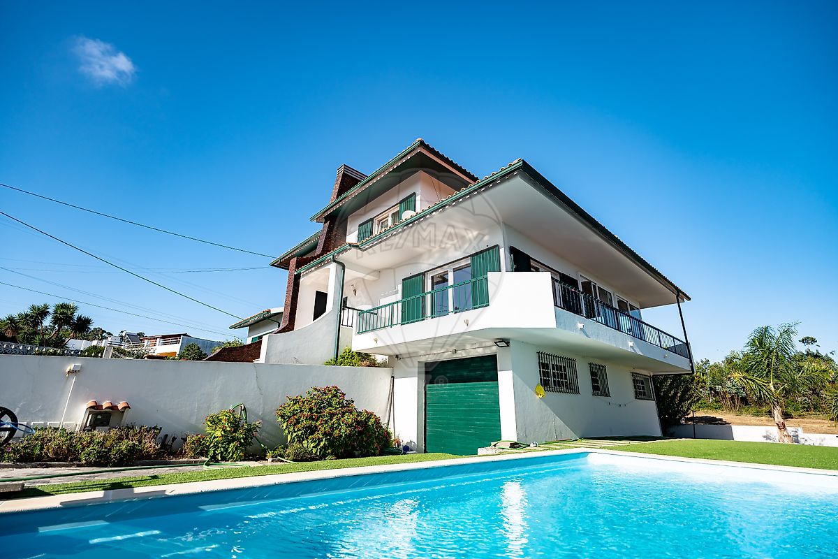 Apartamento T6 à venda em Figueira da Foz