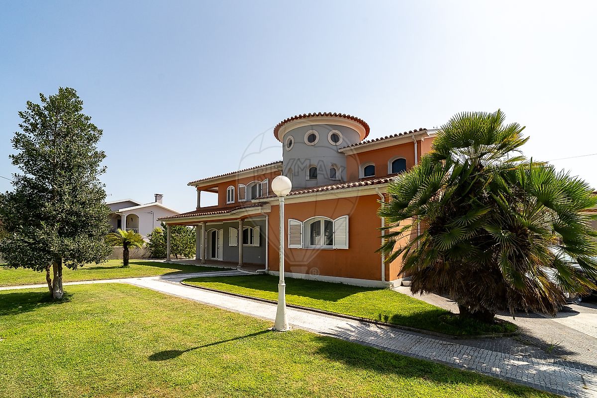 Apartamento T4 à venda em Figueira da Foz