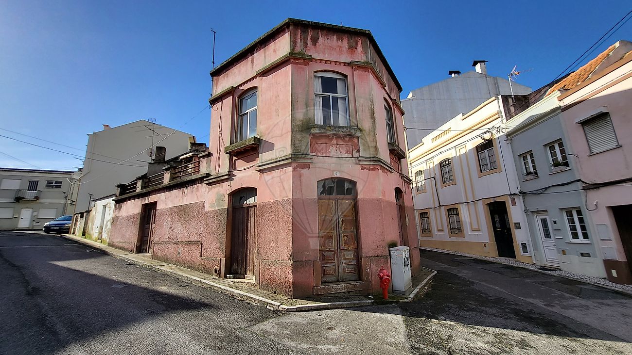 Moradia T5 à venda em Figueira da Foz