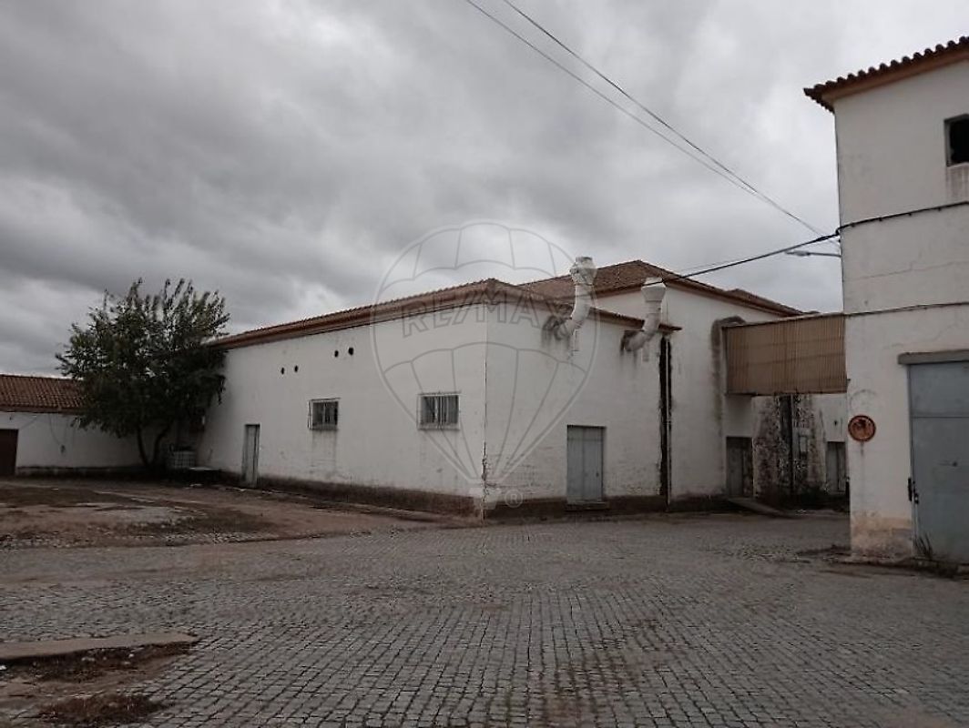 Armazém - Caia, São Pedro e Alcáçova, Elvas, Portalegre