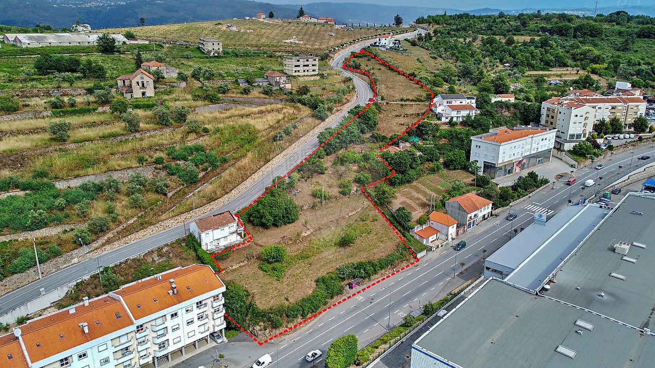Land for sale in Lamego, Portugal — €400,000