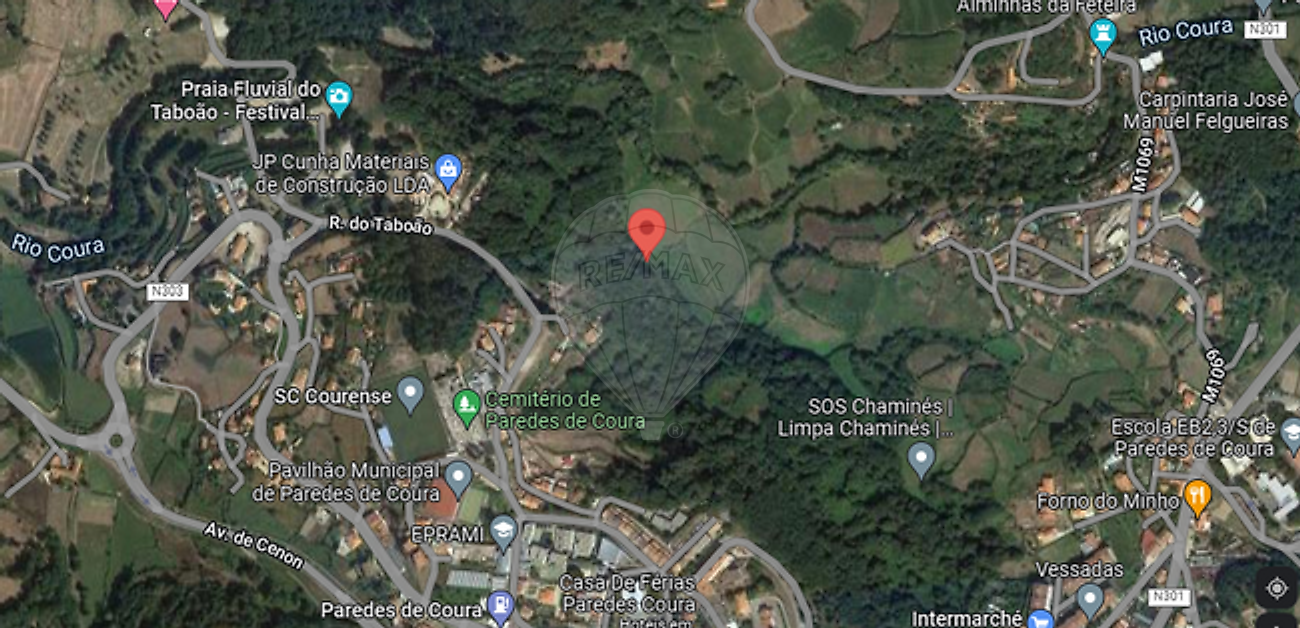 Terreno à venda em Paredes de Coura
