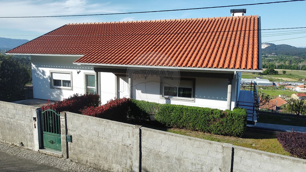 Moradia T4 à venda em Verdoejo, Valença — foto 7