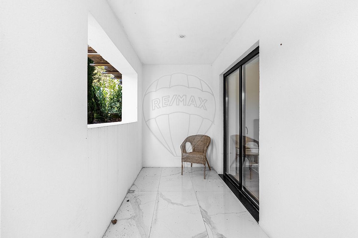 listing 126221008-338 picture-0